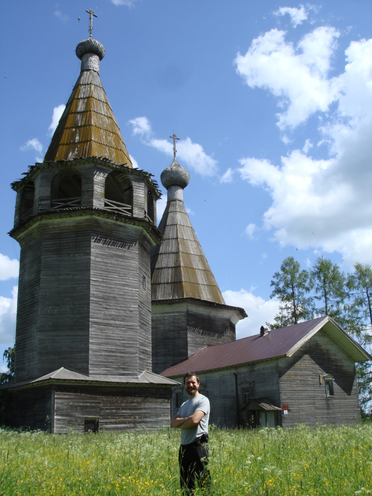 Каргополь деревянная Церковь