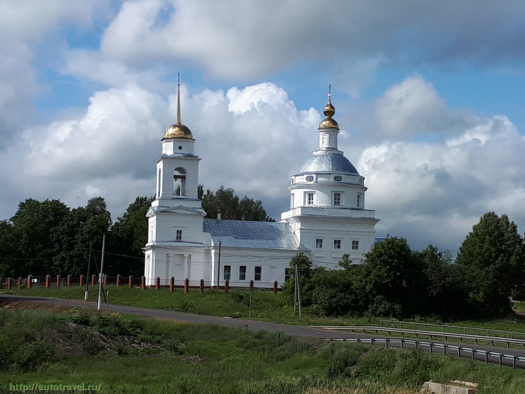 Белая Колпь Церковь