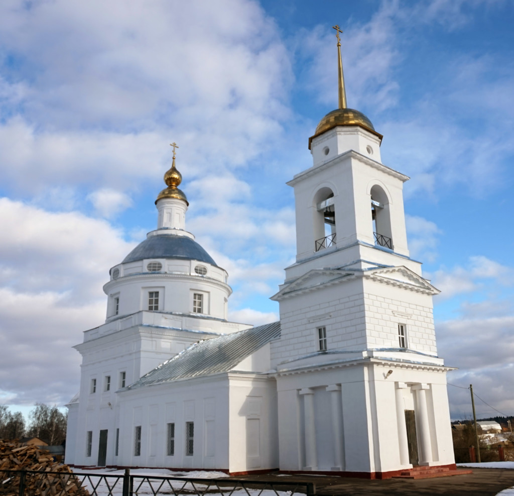 Храмы Волоколамска Воскресенский собор