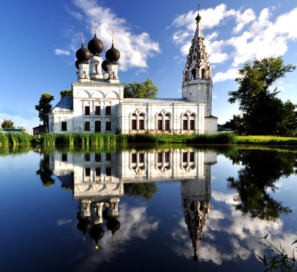 Церковь на воде