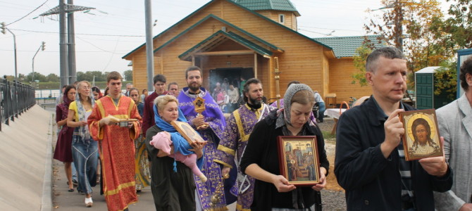 Община Крестовоздвиженского храма в Митине отметила престольный праздник.
