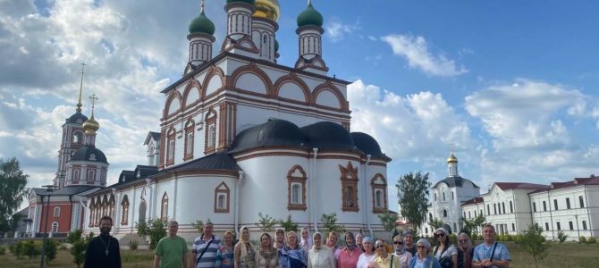Однодневное паломничество в окрестности Ростова. Фоторепортаж